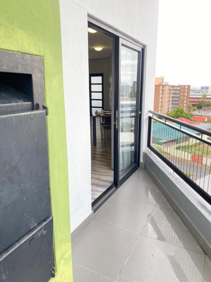 Dmn City At Merensky Apartment Windhoek Buitenkant foto
